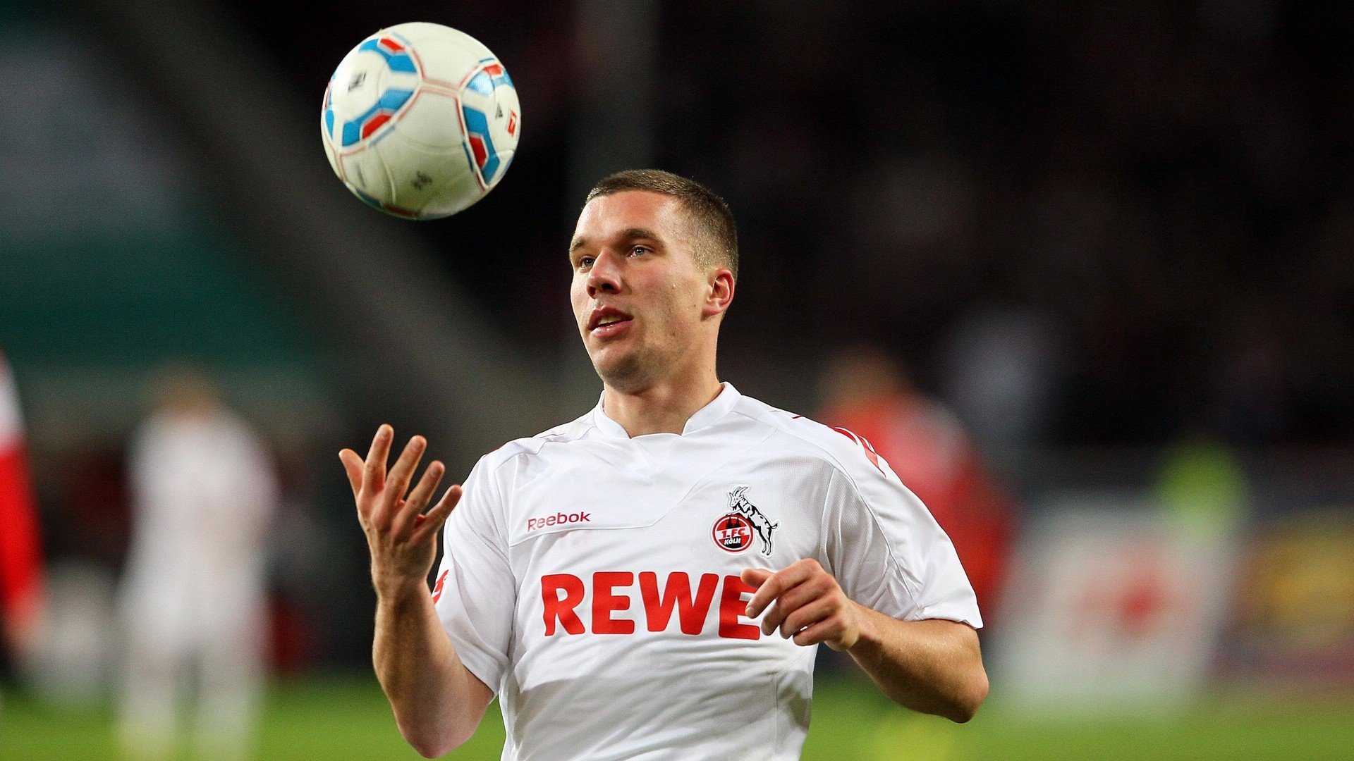 WRC威尔士:泥泞中的勇者挑战极限